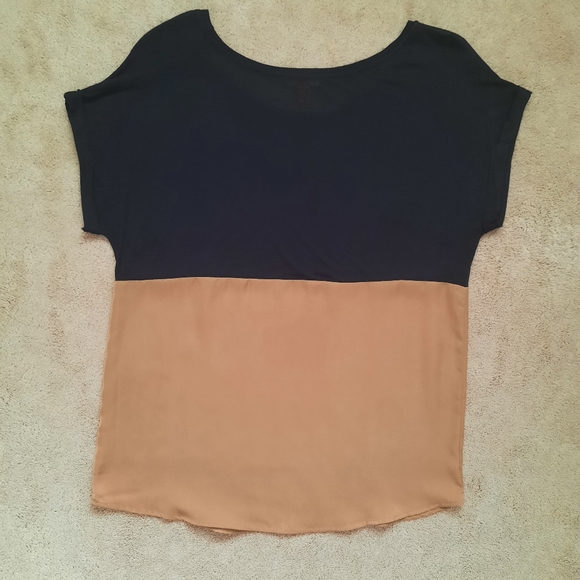 Joe Fresh black and beige cap sleeve t-shirt - Picture 2 of 2